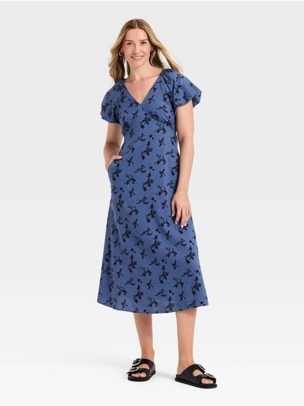 Universal Thread Blue Floral Puff Short Sleeve Midi Dress with Pockets
